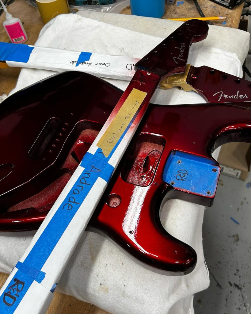 Fender H.E.R. Custom Chrome Red Stratocaster