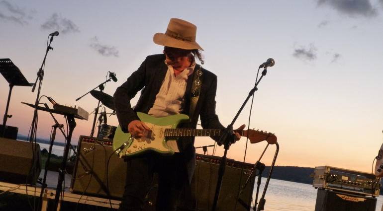 Gary Lucas at Lake Trasimeno (Umbria), 06/20/2019